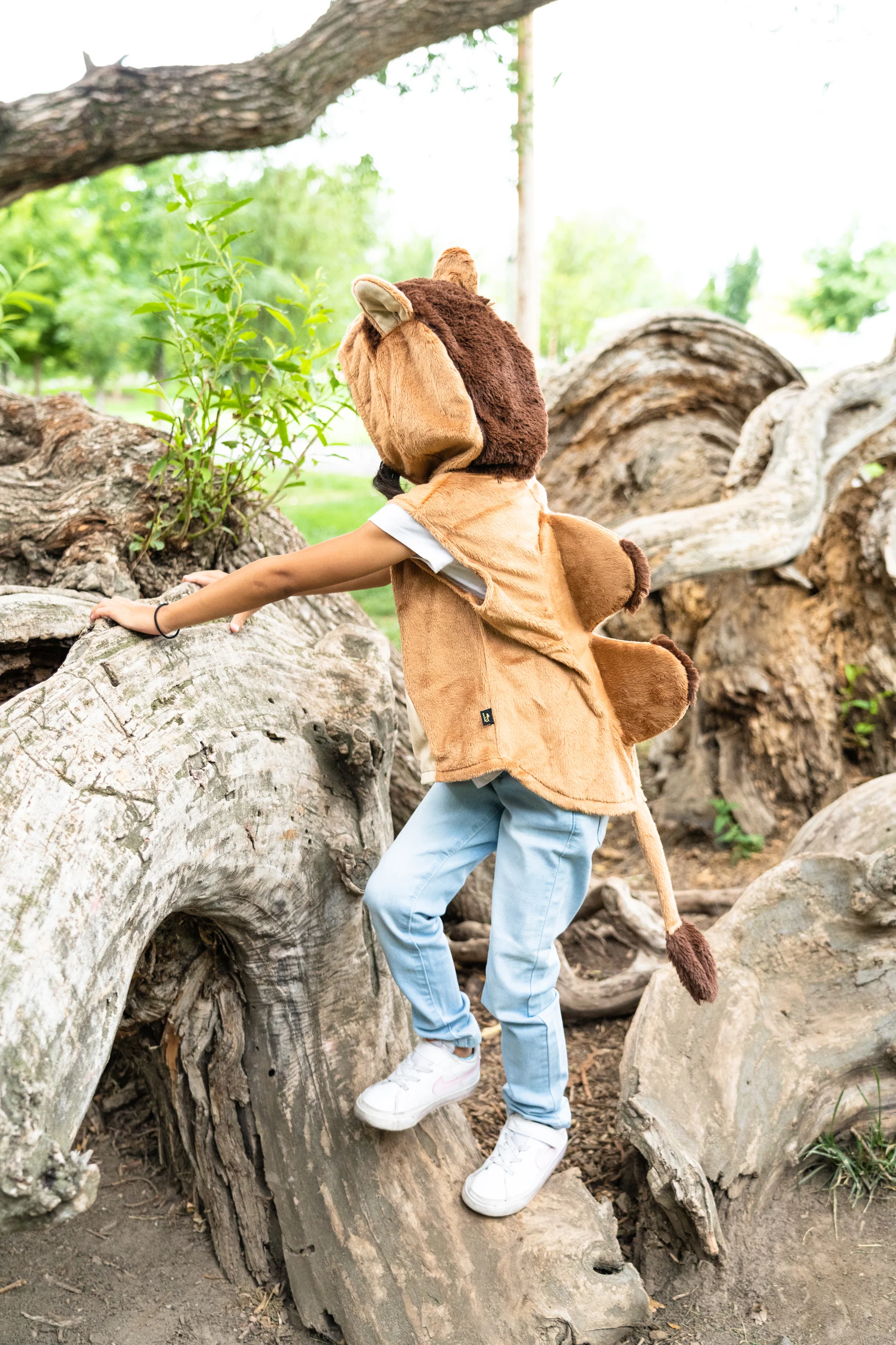 Camel Vest - Image 5