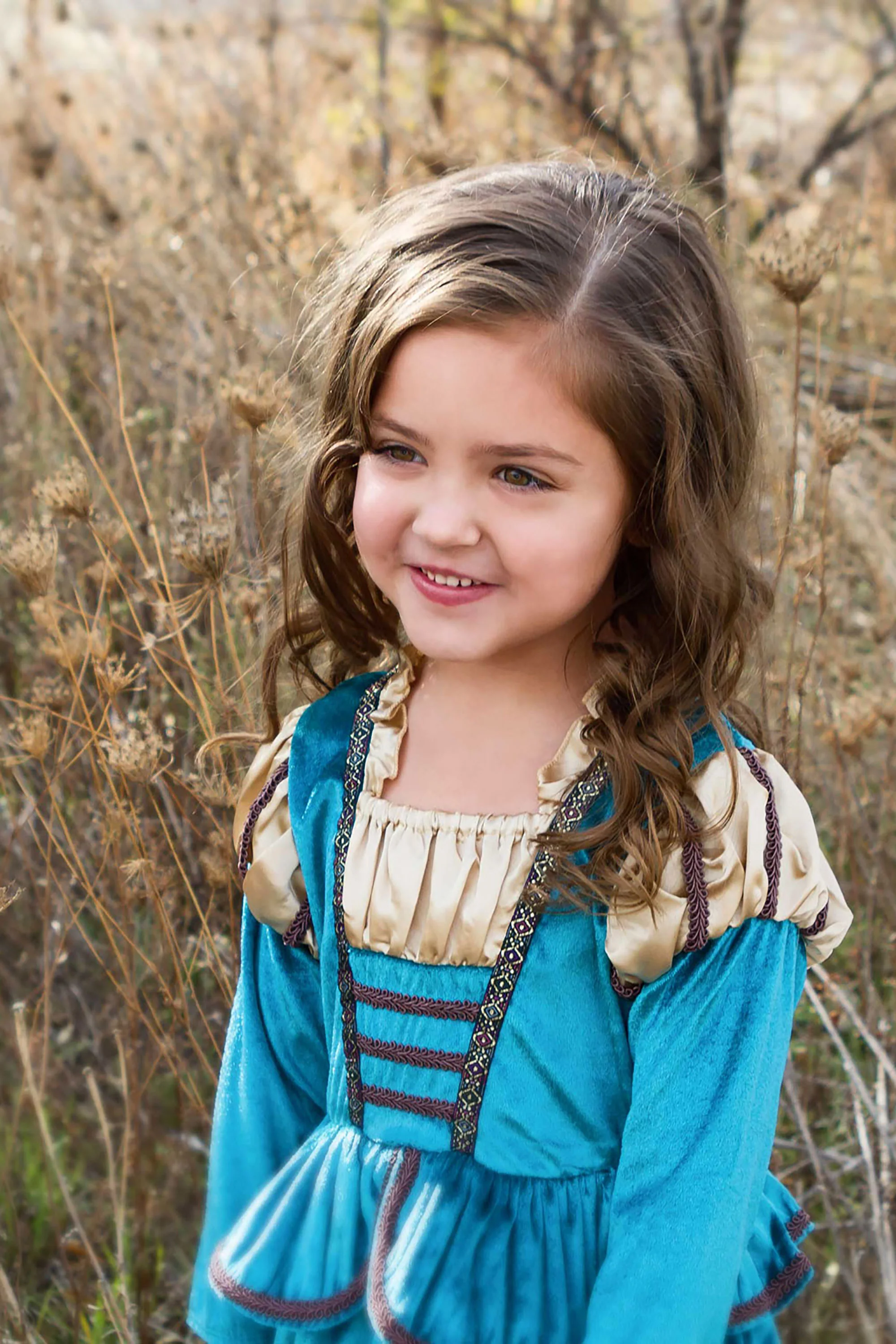 Medieval Princess Dress Up - Image 6