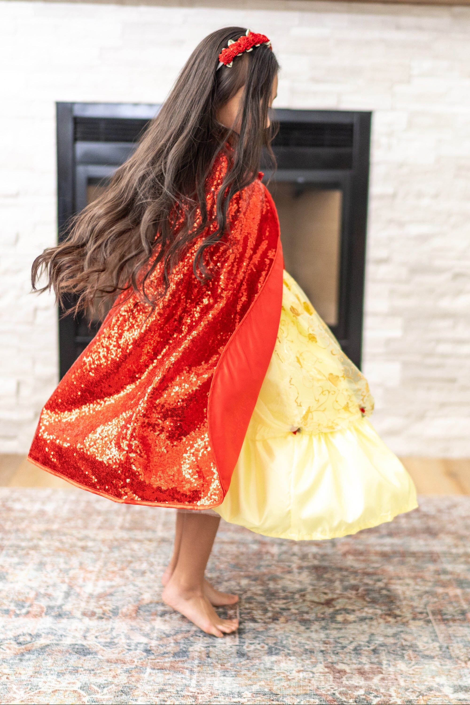 Red Shimmer Cloak - Image 5